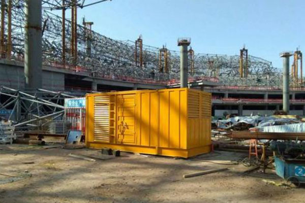 铁岭发电机出租如何判断空气滤清器是否需要更换？